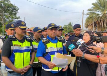 LOKMAN Jamaan ketika mengadakan sidang akhbar di sini hari ini.