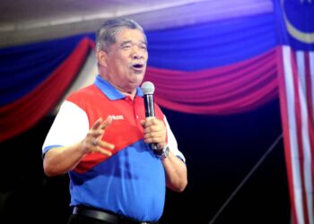 MOHAMAD SABU berucap pada Ceramah Mega Perpaduan Madani di Taman Uda Utama, Johor Bahru.