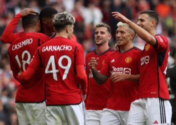 MANCHESTER United mengumpulkan pasukan paling mahal di dunia untuk musim ini.