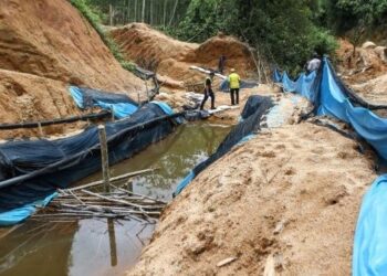 MALAYSIA menyimpan tiga unsur nadir bumi bukan radioaktif (NR-REE) dianggarkan berjumlah 16.1 juta tan metrik dengan nilai komer­sial menghampiri RM1 trilion. - GAMBAR HIASAN