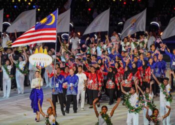 KEPIMPINAN yang bebas daripada pengaruh politik pasti lebih cenderung menjaga integriti dan ketelusan dalam pentadbiran sukan. – UTUSAN/AMIR KHALID