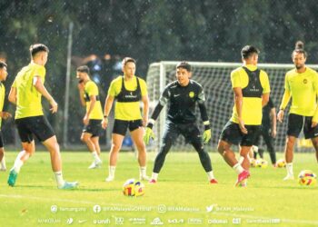 Ahmad Syihan Hazmi Mohamed (tengah)  dijangka terus mendapatb kepercayaan Kim Pan Gon dalam kempen Piala Asia 2023.