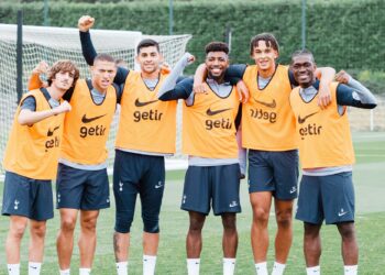 PEMAIN Tottenham menjalani persiapan menghadapi Liverpool. - IHSAN TOTTENHAM FC