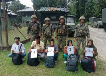 SEBAHAGIAN PATI Indonesia yang berjaya ditahan ATM dalam operasi di Tanah Merah, Kelantan hari ini.