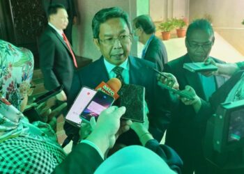 JALALUDDIN Alias ketika ditemui pemberita selepas menghadiri Persidangan Pertama (Khas) Penggal Pertama Dewan Undangan Negeri (DUN) Negeri Sembilan Yang Ke-15 di Seremban hari ini.