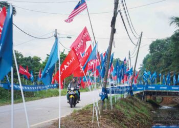 PERANG bendera antara parti yang bertanding juga semakin rancak memasuki minggu terakhir kempen Pilihan Raya Kecil di Simpang Jeram dan Pulai.