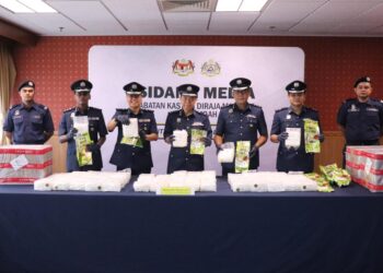 JKDM mematahkan cubaan menyeludup dadah di KLIA. - GAMBAR IHSAN JKDM