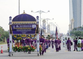 PERARAKAN sempena sambutan Maulidur Rasul 1445H/2023M di Putrajaya - UTUSAN/FAISOL MUSTAFA