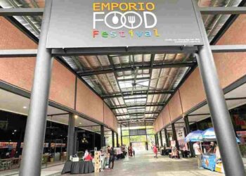 EMPORIO Food Festival yang baru dibuka baru-baru ini di West Village, Silverlakes Village Outlet di Batu Gajah. – UTUSAN/LIYANA RAMLI