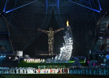 MAJLIS penutupan Sukan Asia Hangzhou berlangsung meriah di  Stadium Olimpik Hangzhou.