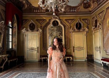 LUDOVICA Sannzzaro Natta sering memuat naik video di media sosial tentang kehidupannya di istana. – AGENSI