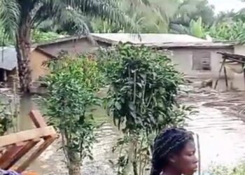 TANGKAP layar video sebuah kawasan terjejas akibat banjir di Ghana. - AGENSI