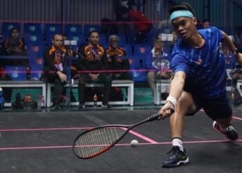 NG EAIN YOW yang diletakkan sebagai pilihan pertama mara ke suku akhir selepas menundukkan Syed Azlan Amjad pada peringkat 16 terbaik Sukan Asia di Hangzhou, China, hari ini. - Ihsan WSF