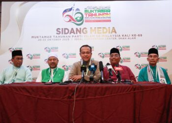 Muhammad Sanusi berkata Pas kini fokus untuk tawan Perak atau Pahang selain perlu memastikan Pas parti tidak membosankan pada penggulungan di Muktamar Tahunan Pas kali ke-69 hari ini.