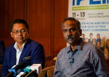 V. Sivakumar bercakap kepada media pada Majlis Perasmian Forum Pekerjaan Awam Antarabangsa (IPEF 2023) di sini, hari ini.-UTUSAN/MOHD FARIZWAN HASBULLAH