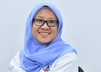 ISNARAISSAH MUNIRAH MAJILIS