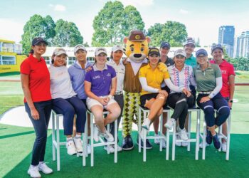 BARISAN bintang golf wanita yang bakal beraksi dalam kejohanan Golf Maybank LPGA 2023 di Kelab Golf Kuala Lumpur, Bukit Kiara yang akan membuka tirai esok. – UTUSAN/AMIR KHALID