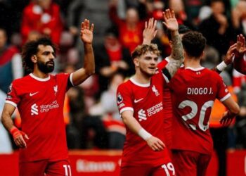 LIVERPOOL memburu kemenangan ketiga berturut-turut apabila menerima kunjungan Toulouse di Anfield esok