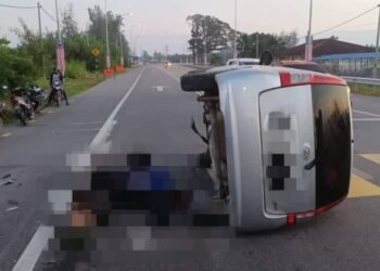 KEADAAN kemalangan yang mengorbankan dua beradik, Muhammad Lutfil Faiq Abdullah dan Nur Lidiya Faiqah di Kilometer 45, Jalan Hutan Melintang-Bagan Datuk hari ini.