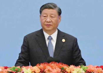 XI Jinping mengerahkan enam kapal perang China ke Asia Barat berikutan konflik Israel dan Palestin.