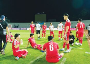 SABAH FC dikatakan berdepan isu tunggakan gaji.