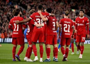 PEMAIN Liverpool meraikan jaringan Ryan Gravenberch ketika menentang Union.