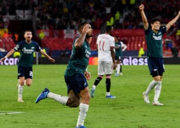 GABRIEL Jesus meraikan jaringannya ketika membantu Arsenal mengalahkan Sevilla di Seville, Sepanyol. - ARSENAL FC