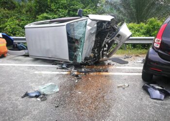 KEADAAN kemalangan membabitkan dua buah kenderaan di Kilometer 18, Jalan Seremban Tampin, di Rembau tengah hari tadi.