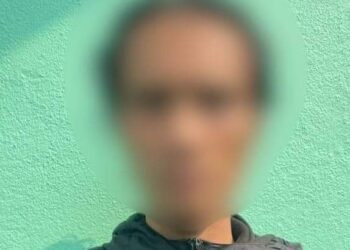POLIS Pulau Pinang menahan seorang lelaki di sekitar daerah Barat Daya kerana disyaki menjadi keldai akaun melibatkan kerugian berjumlah RM1.9 juta membabitkan seorang pesara wanita.