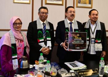 MOHD. Zuki Ali melancarkan Tabung Kemanusiaan Palestin bagi Perkhidmatan Awam di Putrajaya.