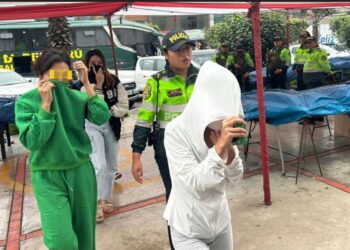 KEADAAN warga Malaysia yang berjaya diselamatkan daripada sindiket jenayah penipuan The Red Dragon of Taiwan di Peru baru-baru ini. - FOTO IHSAN LA REPUBLICA