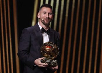 LIONEL Messi dipilih selaku pemenang Ballon d'Or selepas cemerlang bersama Argentina musim lalu.