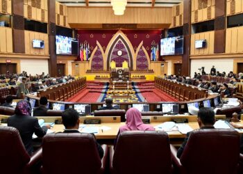 PERSIDANGAN DUN Terengganu pada penggal ini berlangsung tanpa pembangkang - UTUSAN/PUQTRA HAIRRY ROSLI