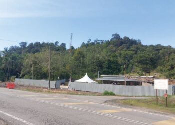 LOKASI di Kampung Teras Mukim Luit yang dicadangkan sebagai tapak baharu Hospital Maran menggantikan tapak sebelum ini di Batu 55, Jalan Maran-Jerantut. - UTUSAN/SALEHUDIN MAT RASAD