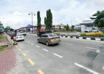 JALAN utama di hadapan Jeti Kuala Kedah yang lengang sekiranya tiada trip perjalanan feri ke Langkawi di Kuala Kedah, Alor Setar.