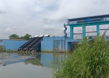 TERDAPAT tiga tambahan pam baharu jenis skru dibina pada Pintu Air Taman Sri Muda dengan peruntukan keseluruhan sebanyak RM6.8 juta yang dijangka siap sepenuhnya pada Februari depan.