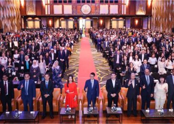 RAFIZI Ramli pada majlis perasmian Persidangan Perbankan dan Kewangan ASLI 2023 di Sunway Resort Hotel, semalam. - UTUSAN/SADDAM YUSOFF