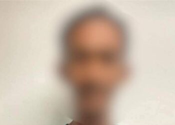SEORANG lelaki ditahan polis IPD Barat Daya, Pulau Pinang semalam kerana disyaki menjadi keldai akaun kepada sinidket penipuan online sehingga menyebabkan mangsa kerugian RM133,000.