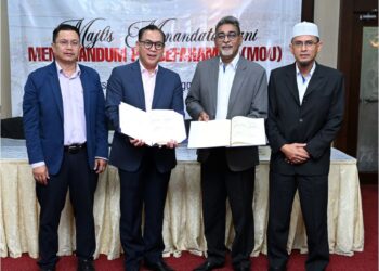 MAJLIS pertukaran dokumen kerjasama antara Penang Port Sdn. Bhd. dan Universiti Malaysia Terengganu.