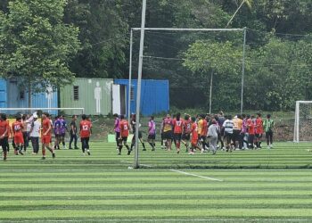 INSIDEN pergaduhan membabitkan pasukan  Akademik MZ dan FCKL Eagles dalam Liga Superimau pada Ahad lalu.