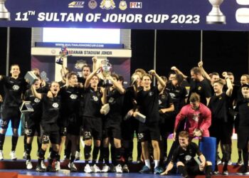 JERMAN muncul juara  dalam  perlawanan akhir edisi ke 11 dengan mengalahkan Australia dalam penentuan penalti 3 - 1 pada kejohanan Hoki Piala Sultan Johor di Stadium Hoki Johor Bahru disini.   UTUSAN/RAJA JAAFAR ALI