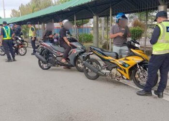 JPJ Pulau Pinang menyita tujuh buah motosikal yang dinaiki warga asing selain mengeluarkan 118 saman atas pelbagai kesalahan dalam Ops Motosikal dan Ops PeWA berhampiran Jambatan Pulau Pinang, petang kelmarin.