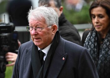 ALEX Ferguson dikaitkan dengan kemunculan semula bersama Manchester United. - AFP
