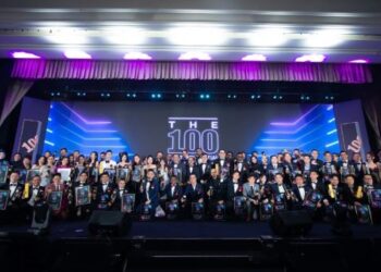 ANTARA usahawan yang menerima anugerah 100 MIYE baru-baru ini.