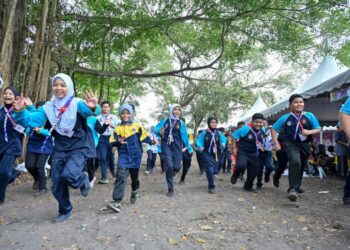PERJALANAN sebagai seorang pengakap bermula pada usia yang muda tidak berhenti di situ sebaliknya boleh menjadi pemimpin apabila dewasa kelak.