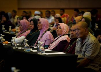 Sebahagian daripada peserta yang mengikuti Seminar Hala Tuju Pekebun Kecil Getah Negara di Bangi minggu lalu.