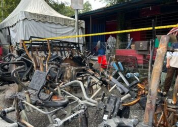 KEADAAN peralatan gimnasium yang musnah terbakar dalam kejadian di pusat perniagaan di Uptown, Kota Damansara, Petaling Jaya, malam tadi.