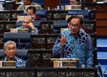 Sokongan Ahli Parlimen Perikatan Nasional (PN) terhadap Anwar Ibrahim mengukuhkan lagi Kerajaan Perpaduan.
