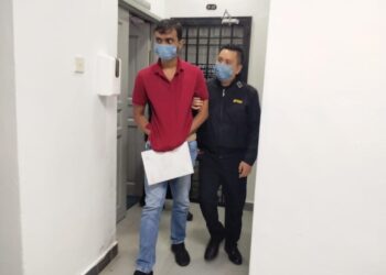 SHIVA LINGAA dihadapkan ke Mahkamah Sesyen Johor Bahru hari ini atas enam pertuduhan mengemukakan tuntutan palsu insentif Penjana membabitkan RM196,760, dua tahun lalu.