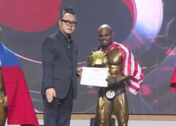 Mike Mahen meraih gelaran juara dunia yang keenam di Kejohanan Bina Badan dan Fizikal Dunia 2023, Wonju, Korea Selatan, semalam